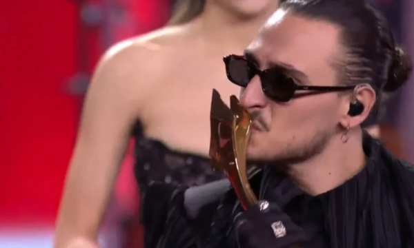 Alis fiton Festivalin e 64-të të Këngës, “Nan” do të përfaqësojë Shqipërinë në Eurovision