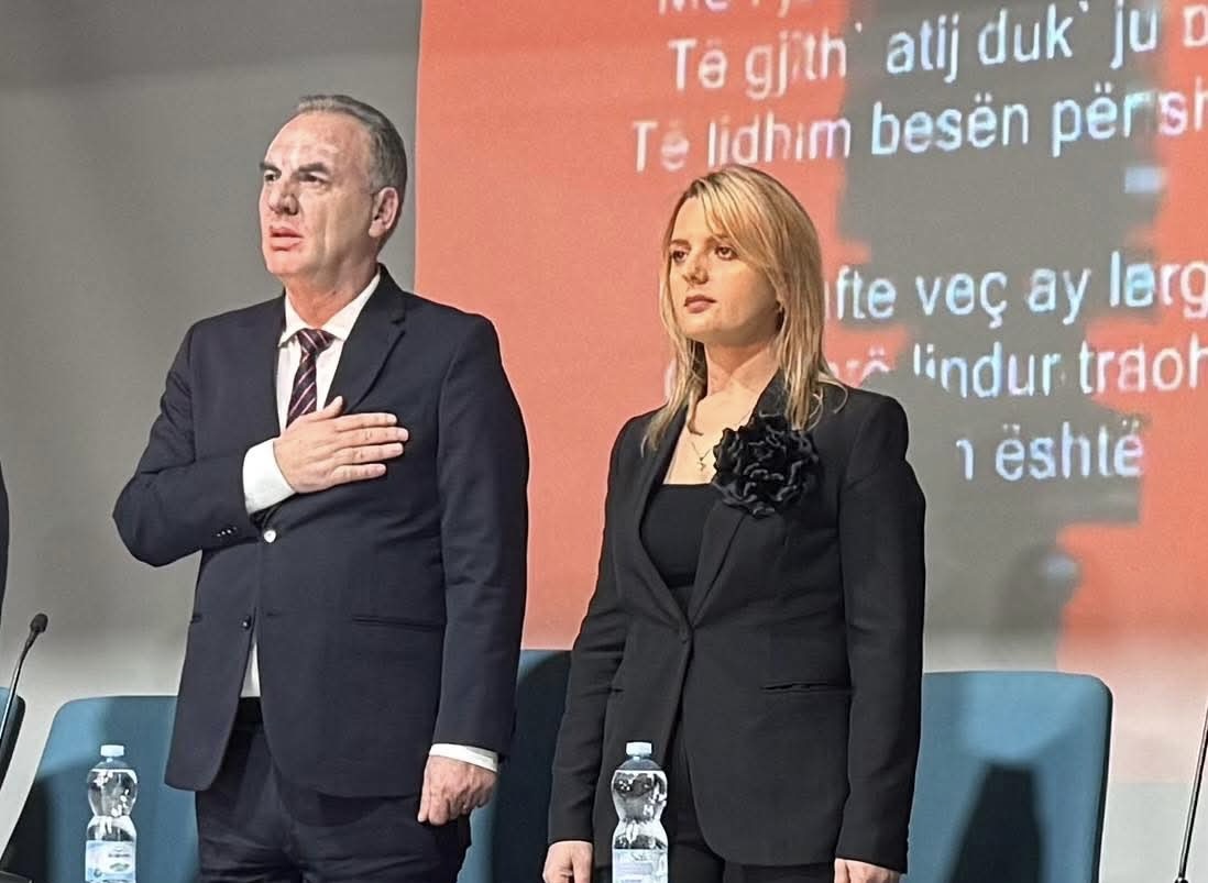 Arbëreshë Krasniqi vlerëson figurën e Fatmir Limajt: “Prodhon siguri për vendin”