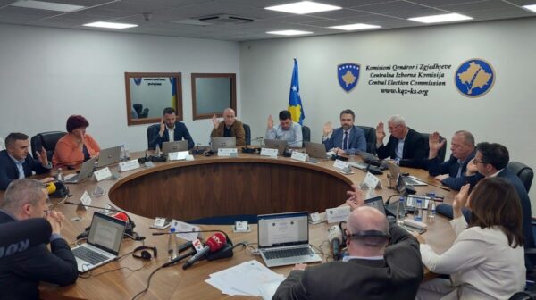 KQZ mban mbledhje për përgatitjet e zgjedhjeve të 28 dhjetorit