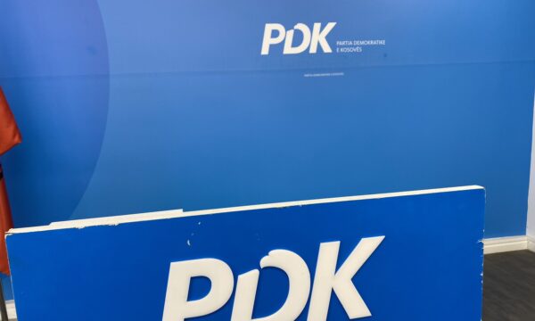 Më të votuarit deri tani: Hamza i PDK-së i pakapshëm, Tahiri dhe Gruda pas tij
