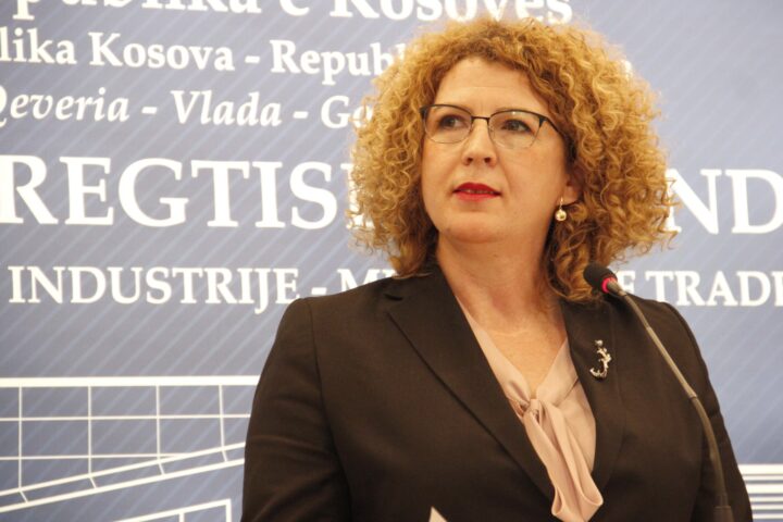 Rezervat shtetërore: Rozeta Hajdari dhe tre të tjerë në bankën e të akuzuarve