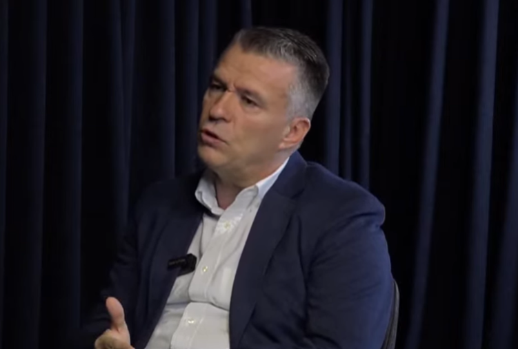 Demaku kritikon politikat e Vetëvendosjes: Kanë dëmtuar interesat e Kosovës dhe procesin e integrimeve