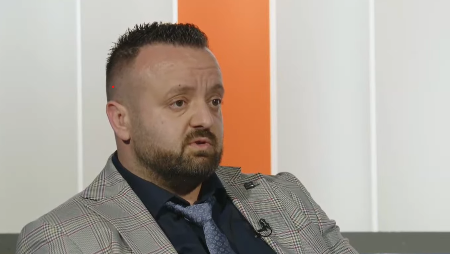 Qëndrim Kryeziu, kandidati i PDK-së që po i kthen votuesit e VV-së në PDK