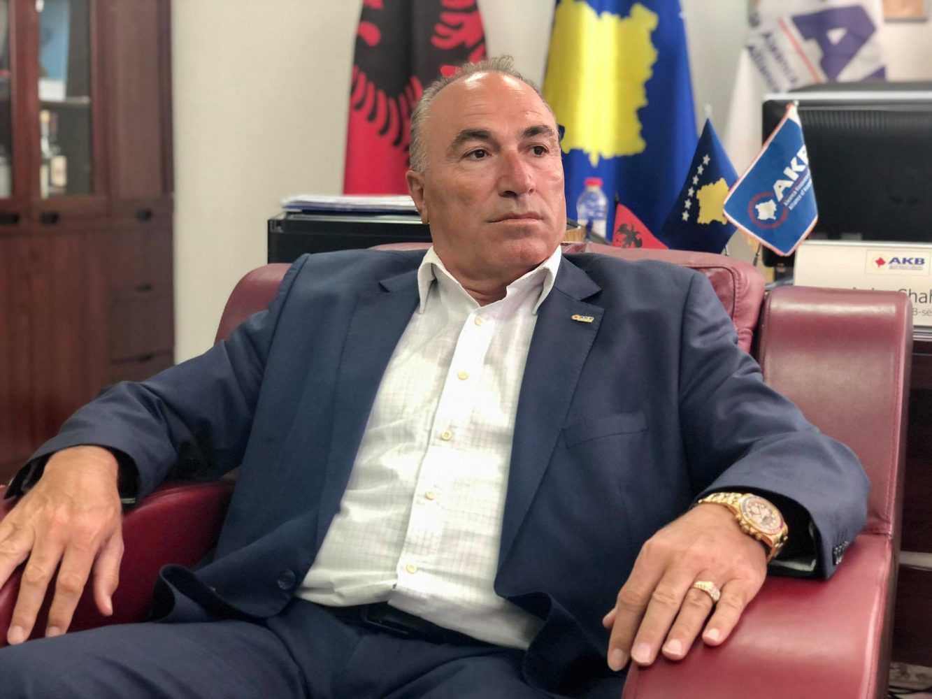 Shahini: Është e lehtë të premtohet rritja e pagës me buxhet të huaj