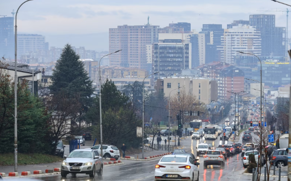 Prishtina e 21-ta në botë për ndotje të ajrit
