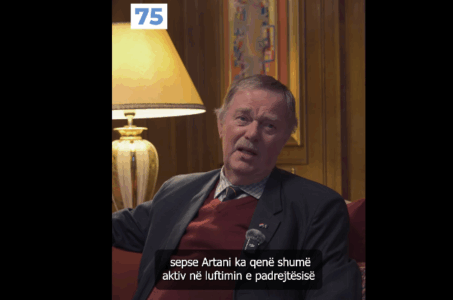 Ambasadori Bosch mbështet Artan Behramin: Më luti të flas në protestën në Hagë