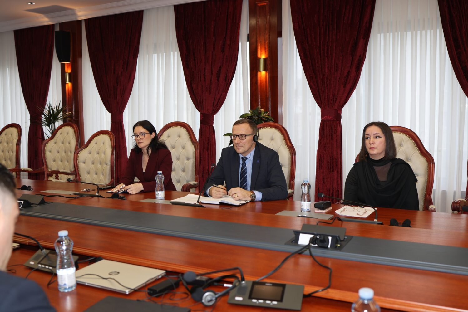 Kryesuesi i KPK-së priti në takim përfaqësuesit e Bankës Botërore, të cilët prezantuan gjetjet preliminare të pyetësorit për performancën e sistemit prokurorial