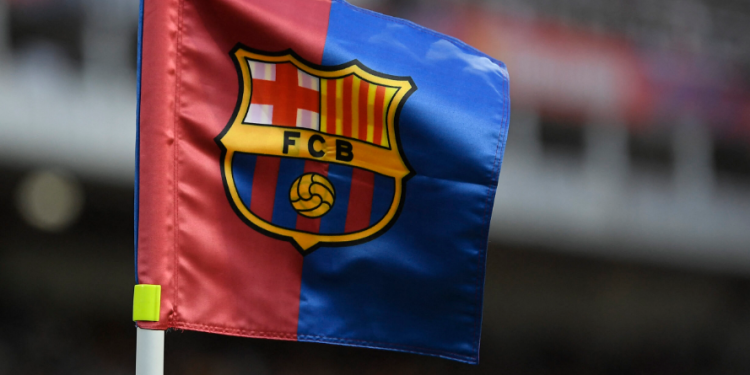 Oferta e bujshme për Barcelonën, pse klubi nuk mund të shitet
