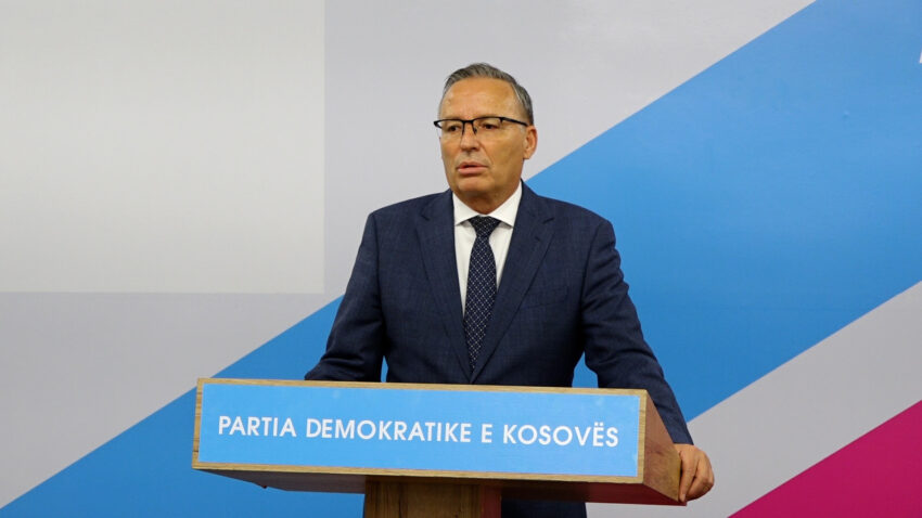 Hamza falënderon BE-në për heqjen e masave: Qytetarët tanë nuk duhet të ndëshkohen për gabimet e kësaj qeverie