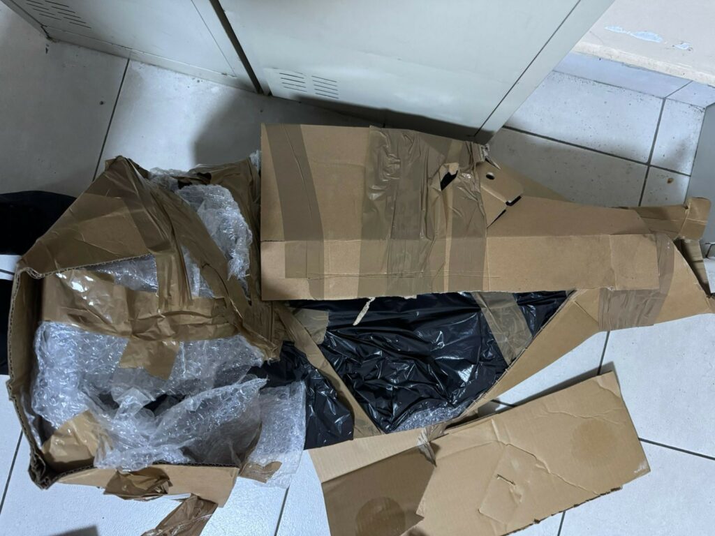 Ndalohet autobusi në Vërmicë, i gjenden mallra të padeklaruara