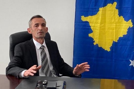 Ilir Peci paralajmëron tensione në Zveçan: Ka presion mbi administratën