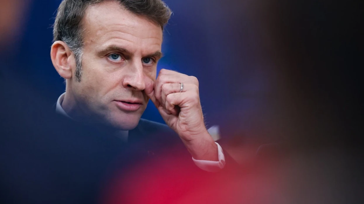 Macron dhe BE dënojnë ndalimet e vizave nga SHBA-të, ndërsa përshkallëzohet debati për ‘censurën’