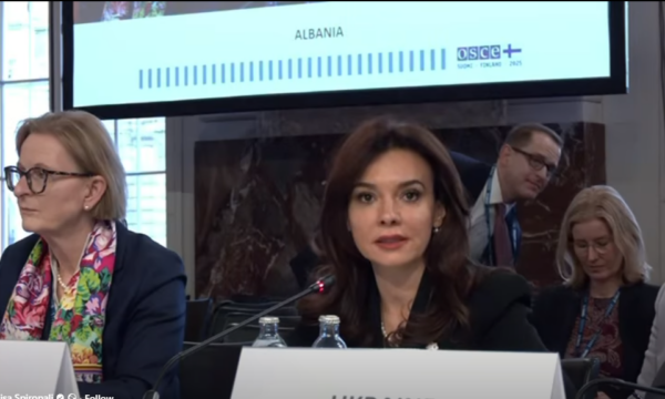 Kryediplomatja shqiptare në ministerialin e OSBE-së: Siguria dhe përparimi në rajon fillon me njohjen e Kosovës si shtet