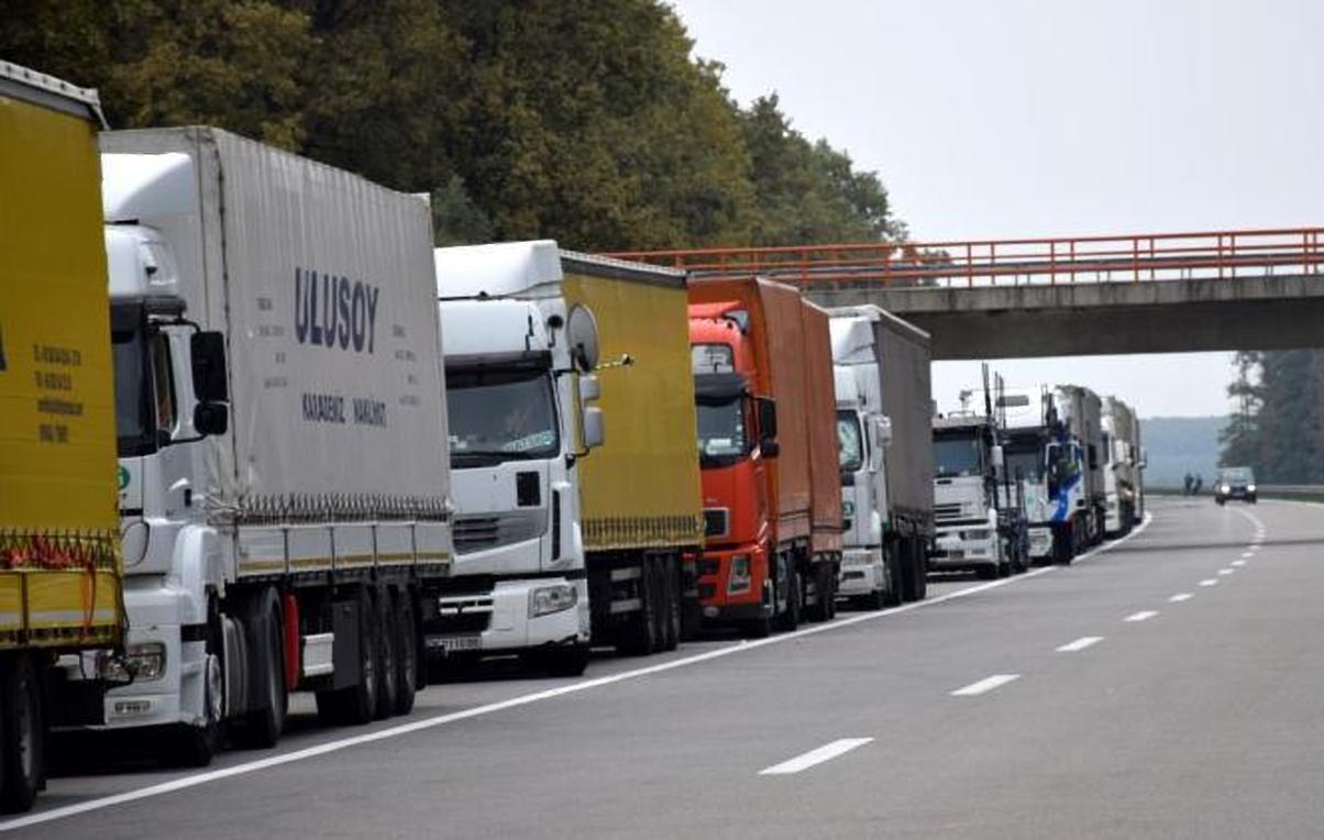 Deficiti tregtar në muajin nëntor 469 milionë euro, OEK: Pasqyrë e gjendjes ekonomike