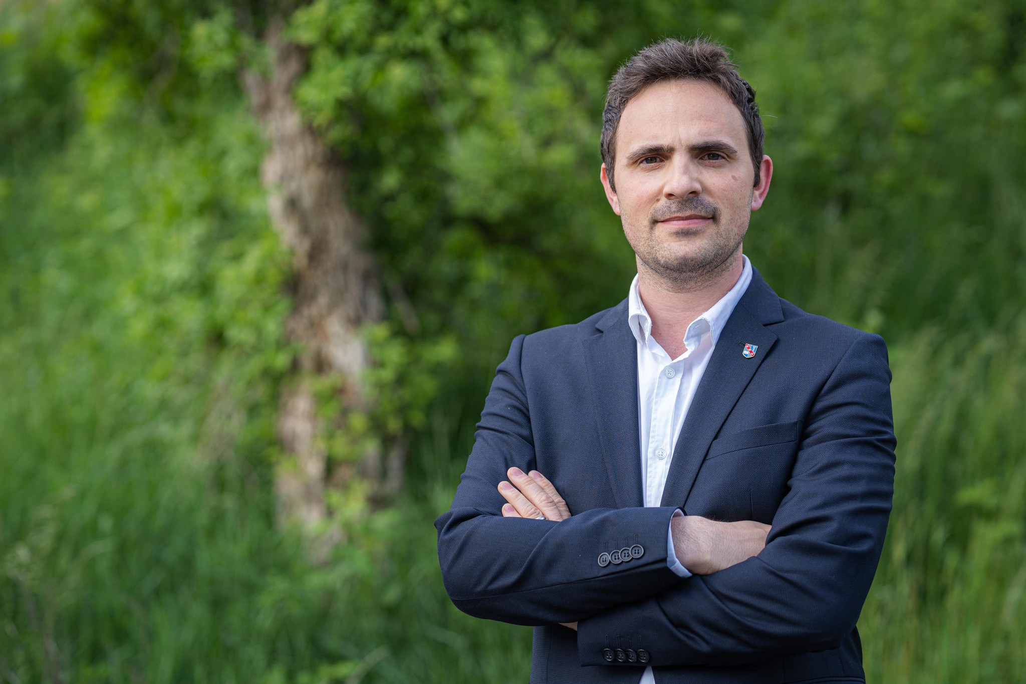 Politikani shqiptaro – zviceran: LDK dhe PDK nuk e kanë kuptuar që diaspora tashmë është e fituar nga një ‘larje truri’