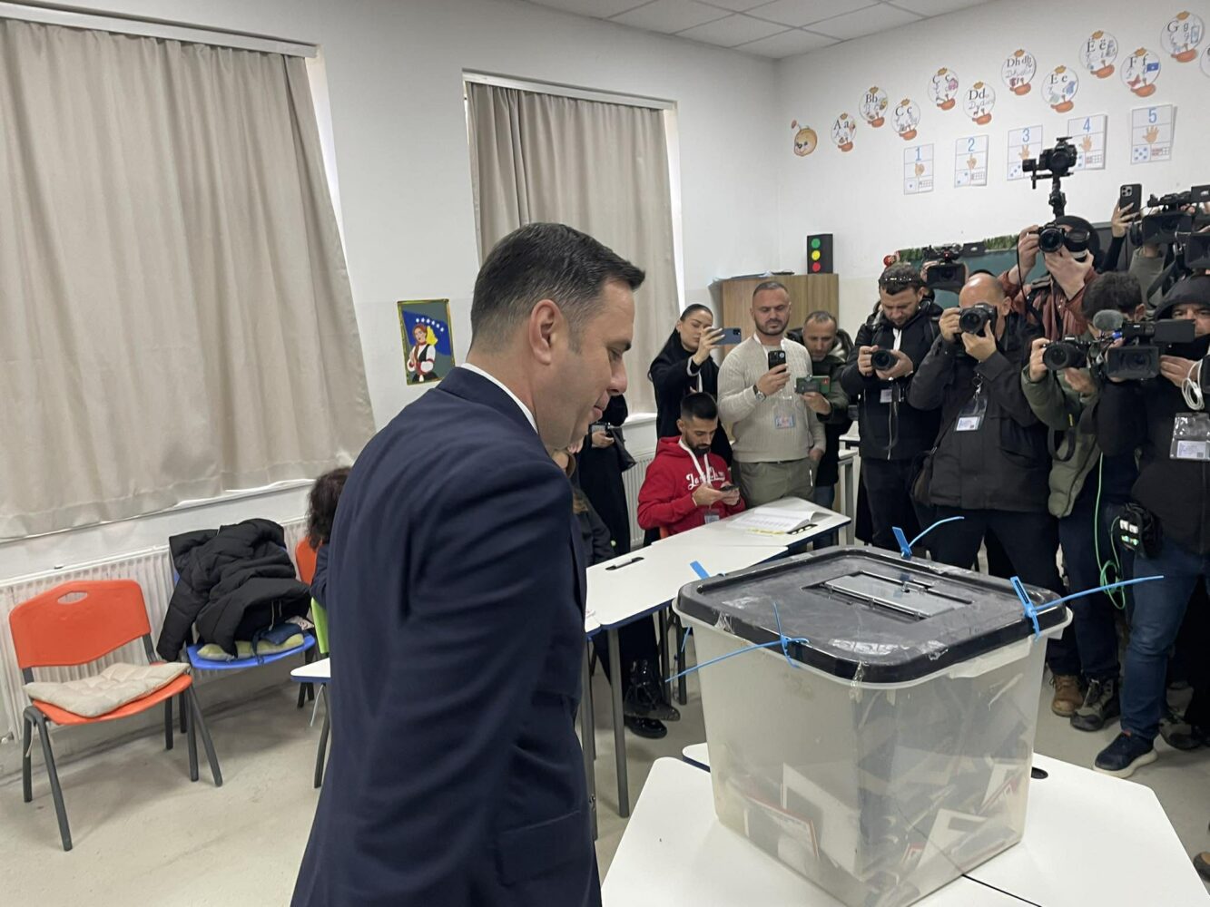 Lumir Abdixhiku pas votimit: Uroj që qytetarët e Kosovës të zgjedhin për zhvillim, stabilitet, të ardhme euroatlantike