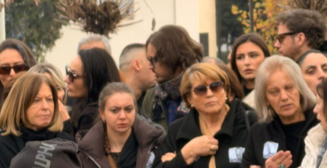 “Kishim parandjenjë …”, nëna e Shpatit zbulon detajin prekës