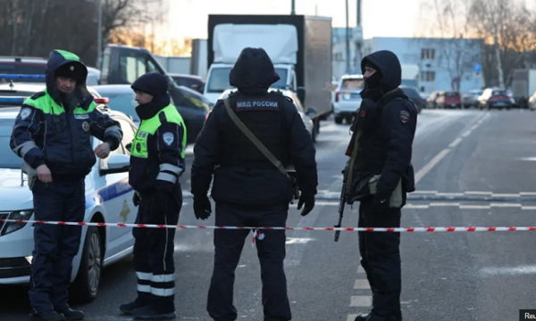 Shpërthim në Moskë, tre të vdekur, mes tyre dy policë