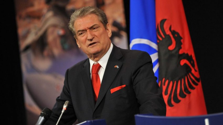 Sali Berisha: Zgjedhjet në Kosovë shembull i demokracisë dhe frymëzim për Shqipërinë