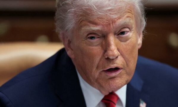 Trump thotë se “diskutoi me fjalë mjaft të forta për Ukrainën” me liderët europianë