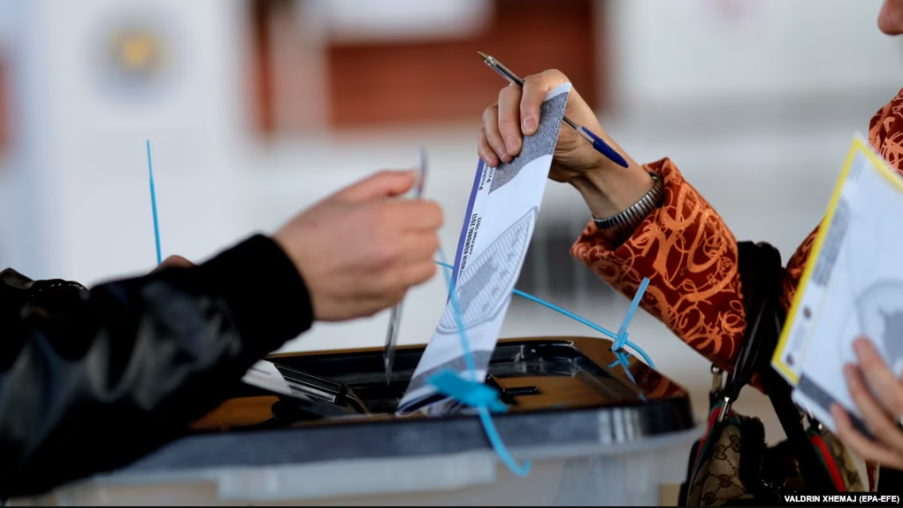Rreth 42 mijë votues nga diaspora kanë aplikuar deri tash për regjistrim në zgjedhjet e 28 dhjetorit