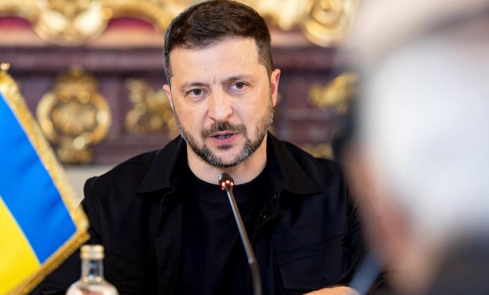 Zelensky thotë se është “i gatshëm të thërras referendum për planin e Trump me armëpushim”
