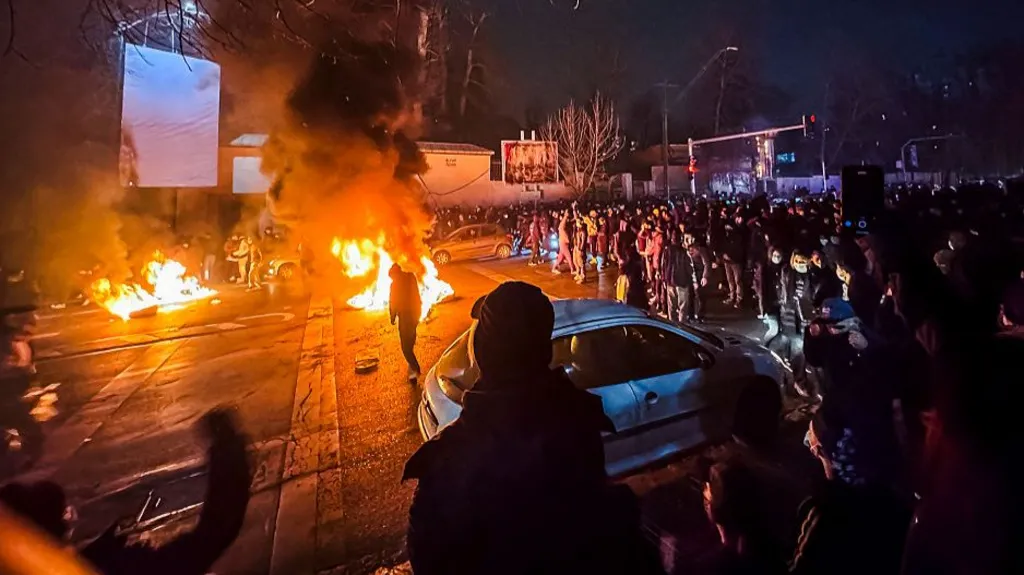Grupi i të drejtave të njeriut thotë se numri i të vdekurve nga protestat në Iran arrin në mbi 500