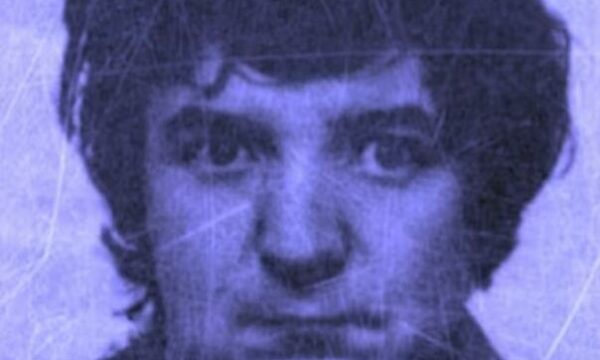 Një burrë i pafajshëm britanik kaloi gati 30 vjet në burg për një vrasje që nuk e ka kryer