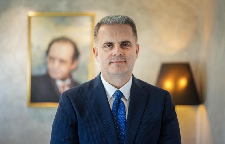 Visar Azemi: Drejtori i ri i KOST është bashkëpronar i një biznesi privat për energji- konflikt i pastër interesi