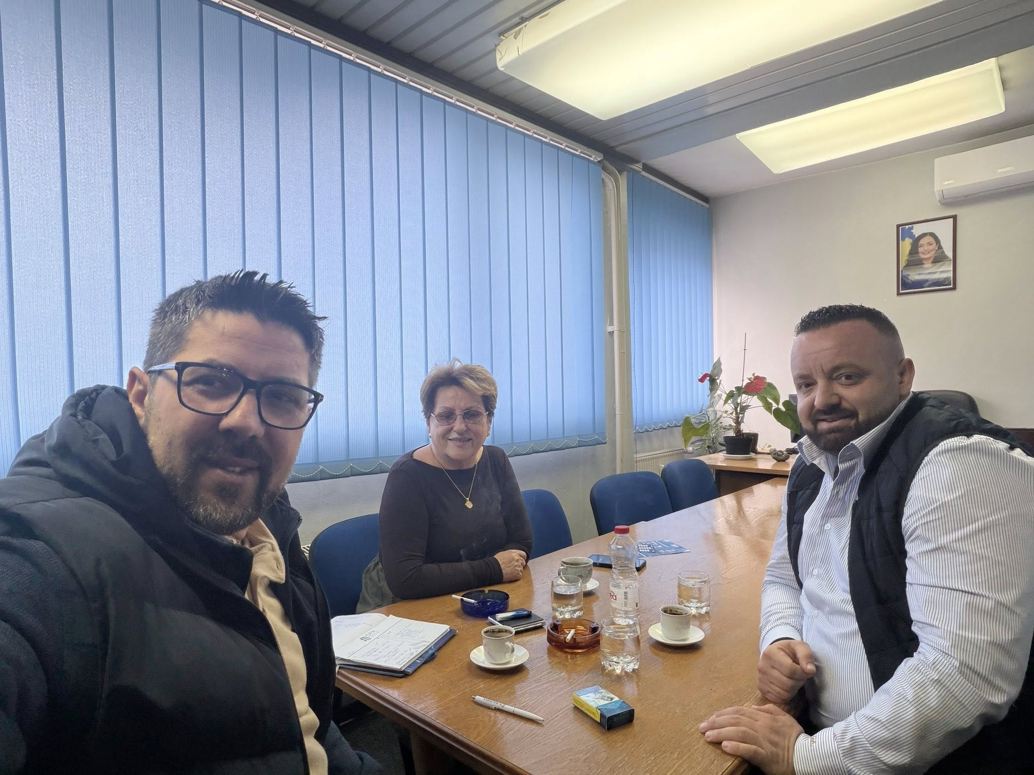 Qëndrim Kryeziu dhe ISP – Broadcast në mbështetje të pensionerëve në Prishtinë