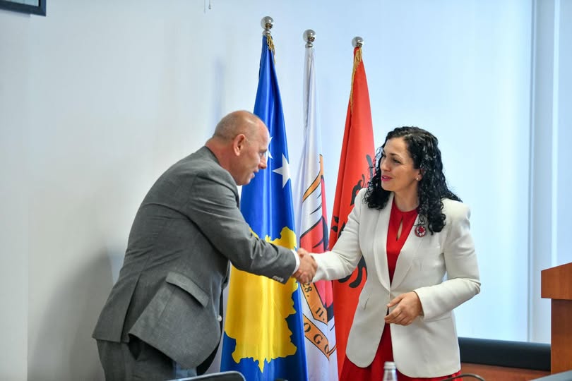 Gjykata Kushtetuese konstaton shkelje në rastin Rashiq – Kritika të ashpra ndaj Presidentes Osmani
