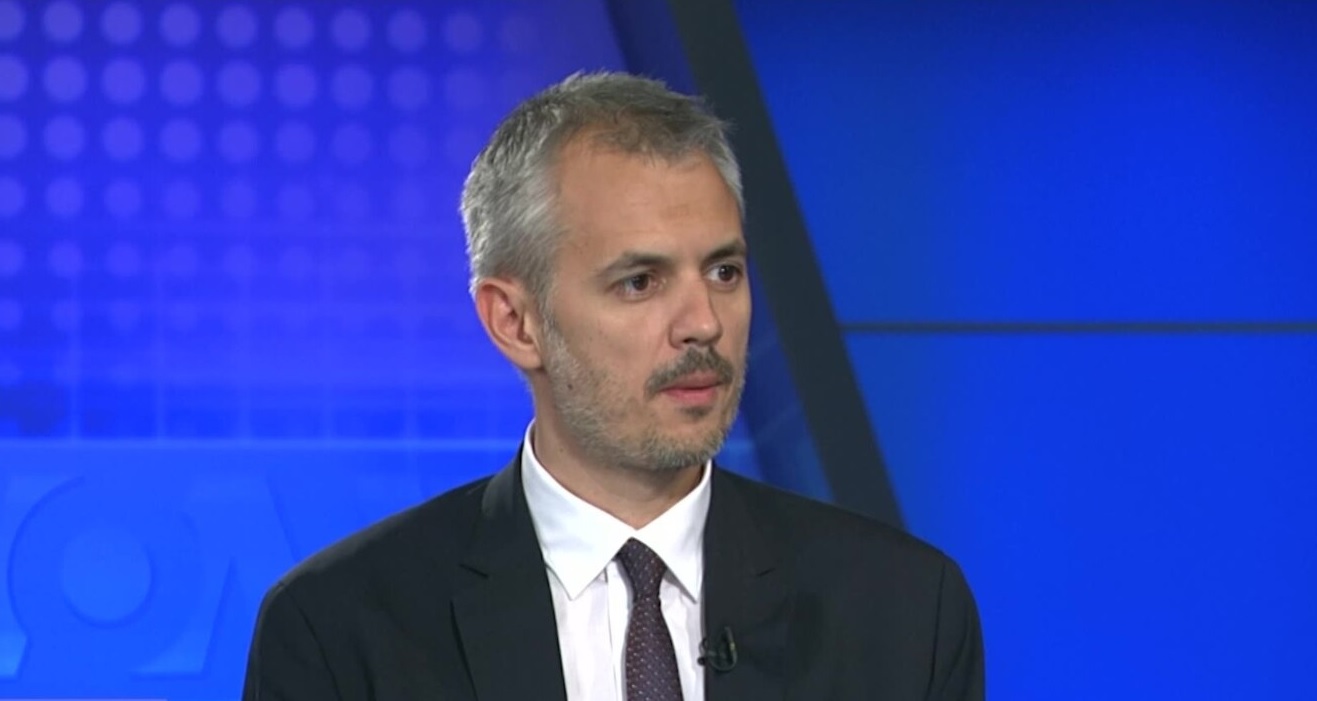 Maliqi: Vendimi i SHBA’së për viza s’lidhet me ato turistike, por me imigrantët e 75 vendeve që përfituan ndihma