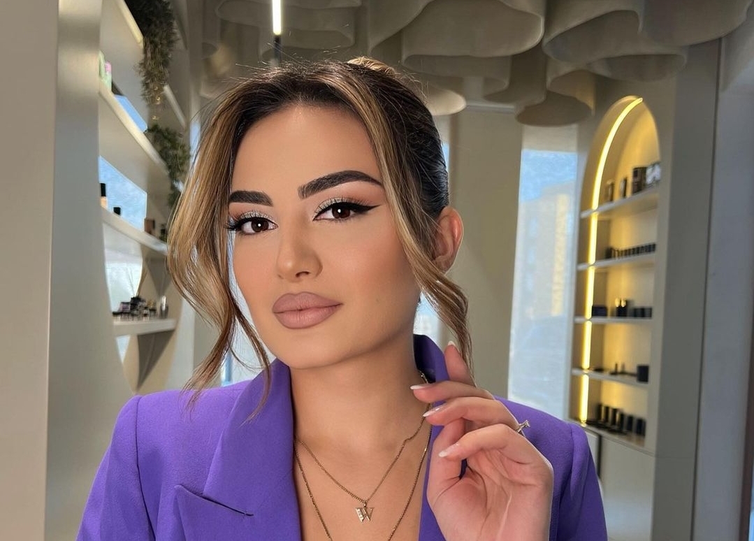 Albina Kelmendi feston ditëlindjen, kaq vjet mbush sot