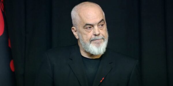 ​“Shqipëria do paguajë 1 miliard euro për të qenë në Bordin e Paqes”, Edi Rama: Gënjeshtër