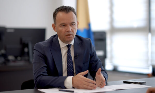 Peci: Nëse nuk zgjedhet presidenti, vendi shkon në zgjedhje – ky s’është kërcënim