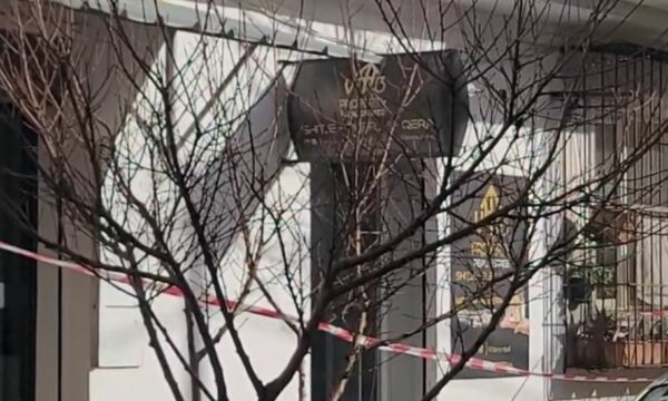Plagosja në Durrës: Prindërit ishin divorcuar, vajza nuk pranoi të bashkohej me babanë
