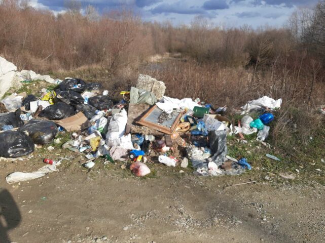 Obiliqi gjobit ndotësit: 200 € për qytetarët, 1000 € për bizneset