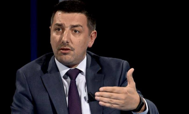Syla: Edhe me 50% Kurti paska lyp zgjedhje më 7 mars – sa ma i poshtër, ma shumë po dhezë