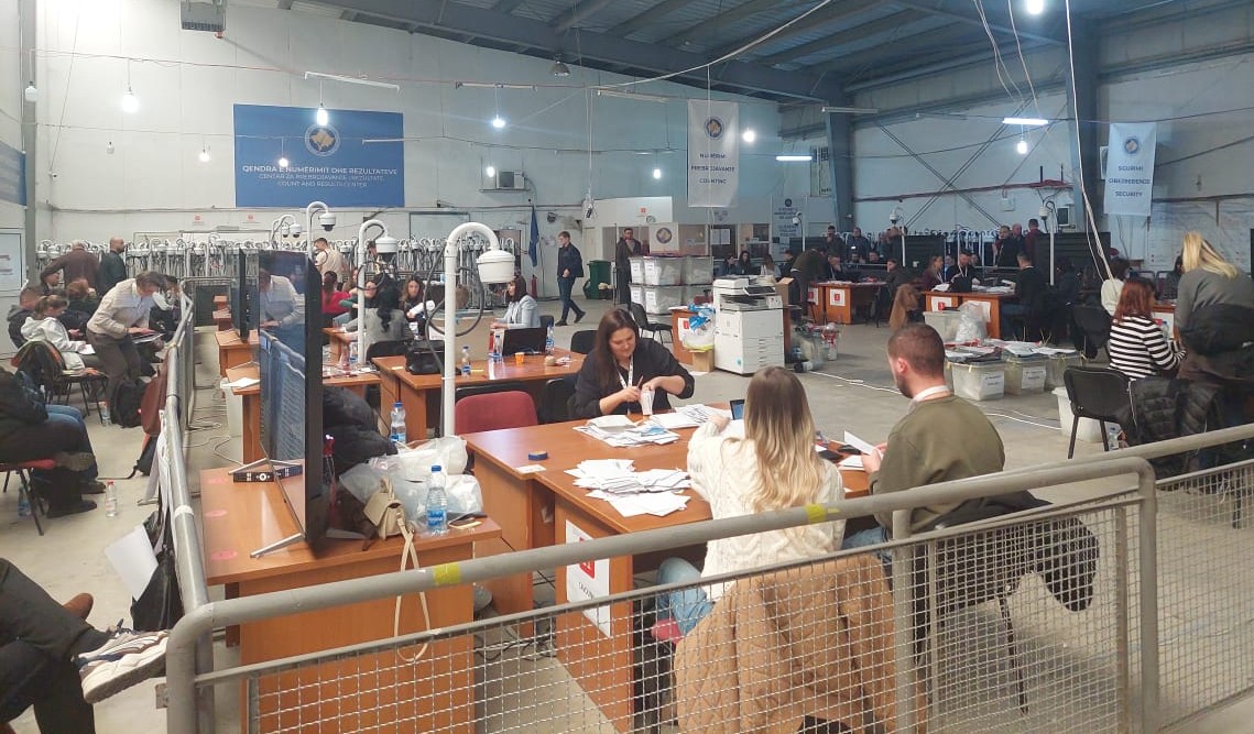 Dita e gjashtë: Vazhdon procesi në QNR, rinumërohen 445 nga 914 vendvotime