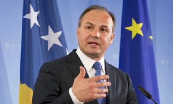 Hoxhaj i reagon kryeministrit sllovak: Jeni zë i Kremlinit brenda BE-së