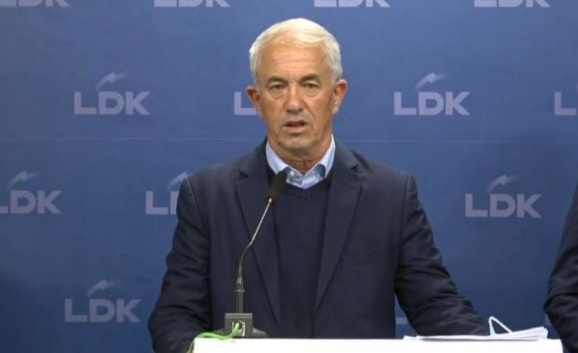 Kërcënon kryetari i Dragashit: Ata që bëjnë kurthe dhe tradhtojnë LDK-në do ta paguajnë familjarisht