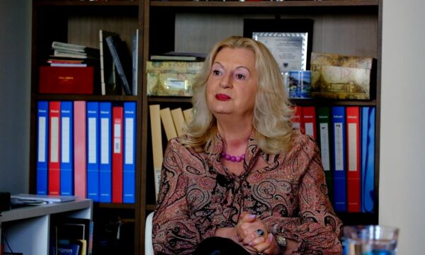 Negociatat me Rusinë, Edita Tahiri: Diplomacia e Ukrainës duhet të bazohet në Marrëveshjen e Rambujesë