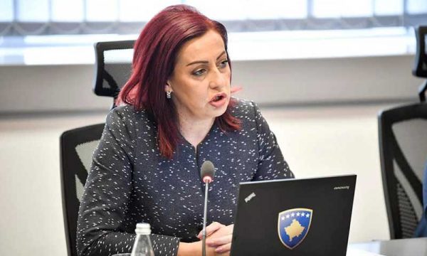 Emilja Rexhepi reagon pas arrestimit të një komisionieri të NDS-së: Po sulmohem politikisht