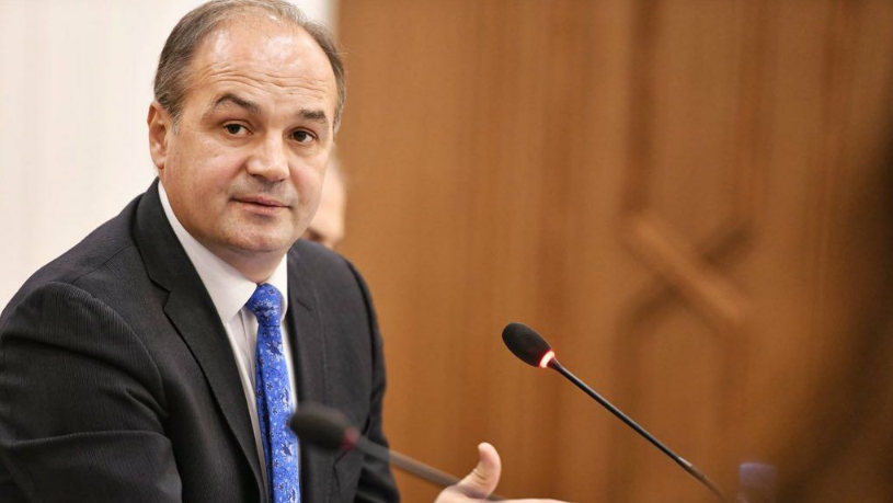 Hoxhaj: Reçaku mbetet përgjegjësi për të ardhmen e Kosovës
