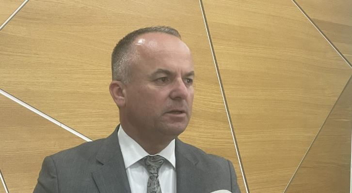 Vërshimet në Kosovë, Fushtica: Të gjitha rrugët në Prishtinë janë të kalueshme