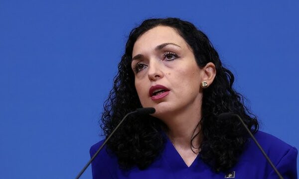 “A do të ndiheshit rehat afër Putinit në Bordin e Paqes?”, Osmani polemizon me BBC: Të gjithë janë ulur me të në OKB