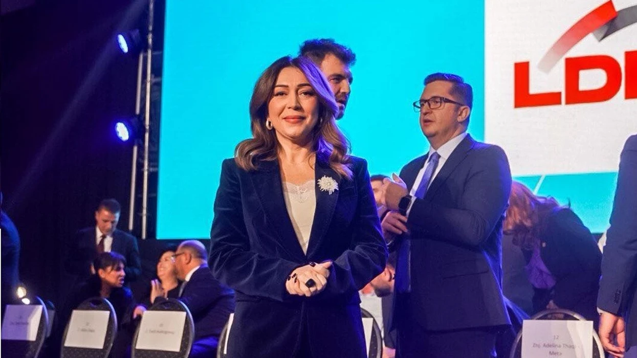 Adelina Thaqi bëhet deputete për herë të parë – tejkalon edhe kuotën gjinore