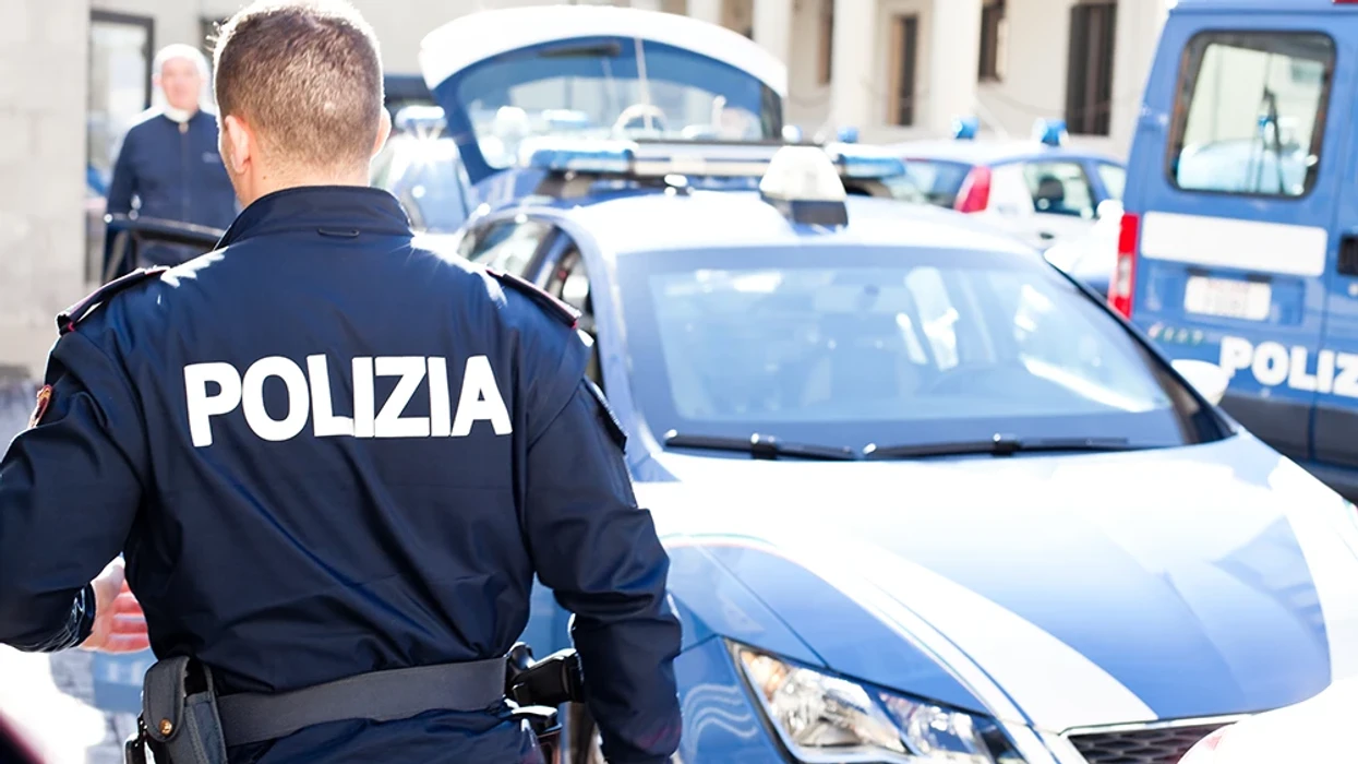 Ekstradohet nga Italia në Kosovë i kërkuari me urdhërarrest ndërkombëtar për falsifikim të dokumenteve