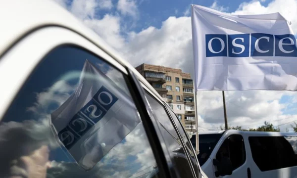 OSBE mirëpret Strategjinë për qasje më të mirë në drejtësi: Rasteve të gazetarëve t’u jepet përparësi