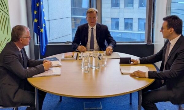 Të pagjeturit në qendër të dialogut Kosovë–Serbi, kërkohet hapja e arkivave ushtarake e policore